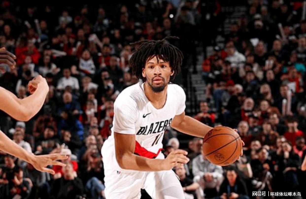 半岛体育-谢登-夏普27分7板3助 开拓者127-110热火迎4连胜